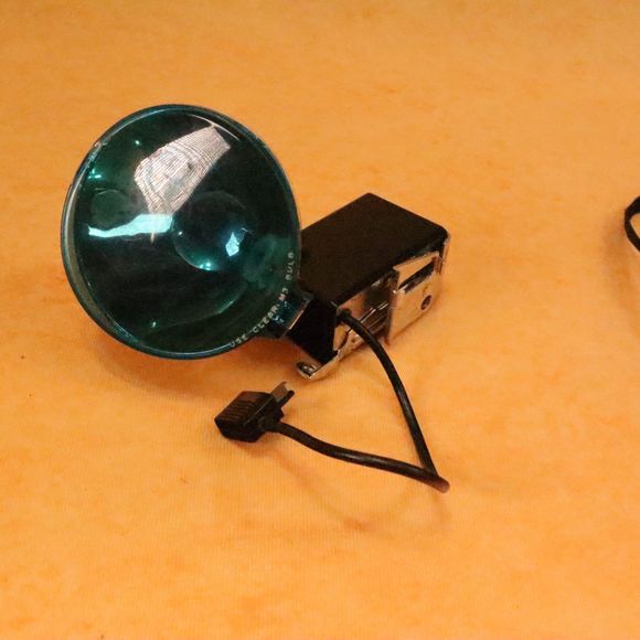 Vintage 1960's Polaroid Land Camera Automatic 103 - Picture 13 of 15